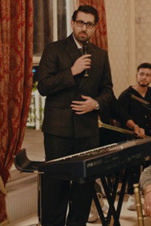 Arkadaş Düğünü